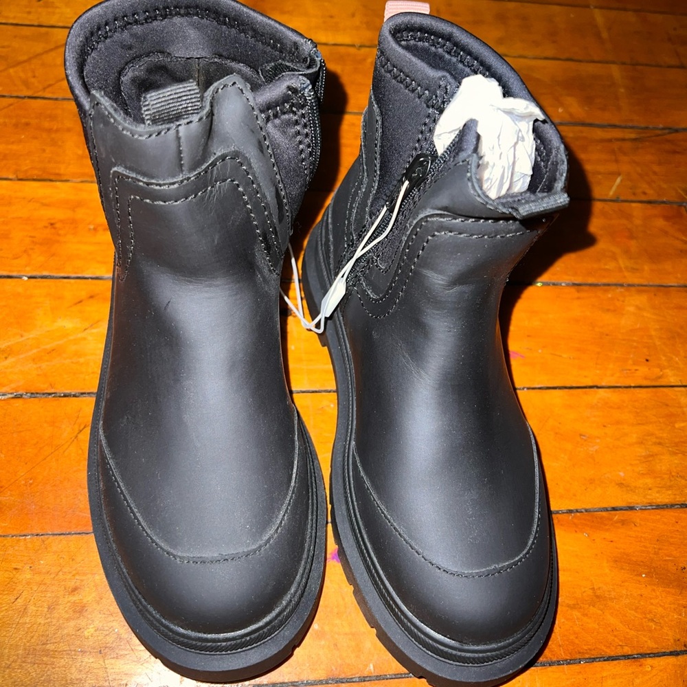 ZARA BOOTS